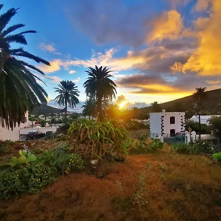 Casa Jasmin * Haría