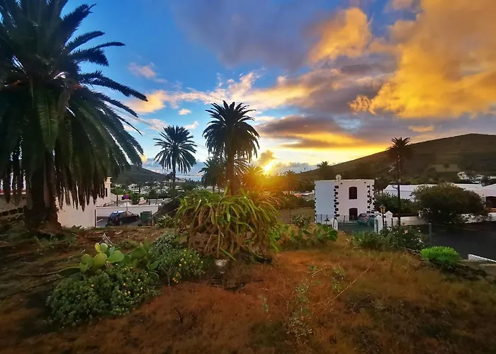 Casa Jasmin * Haría